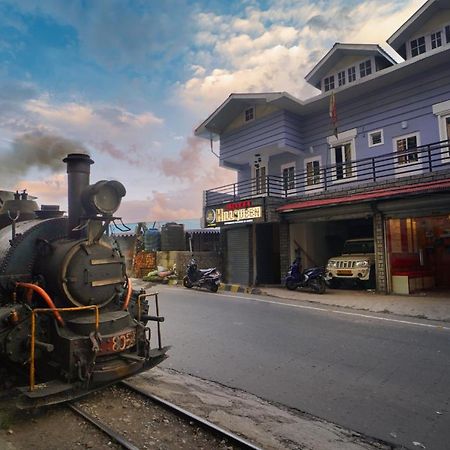 Hotel Hill Queen Near Sherpa Gumba Darjeeling Mall 5 Min Couple Friendly Kültér fotó