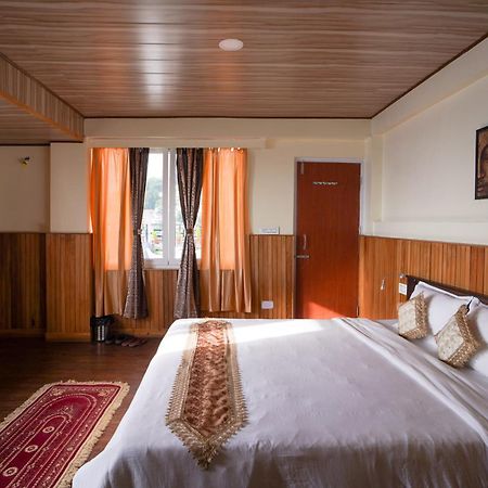 Hotel Hill Queen Near Sherpa Gumba Darjeeling Mall 5 Min Couple Friendly Kültér fotó