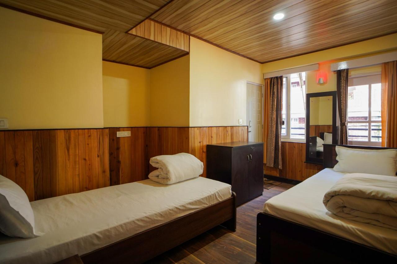 Hotel Hill Queen Near Sherpa Gumba Darjeeling Mall 5 Min Couple Friendly Kültér fotó