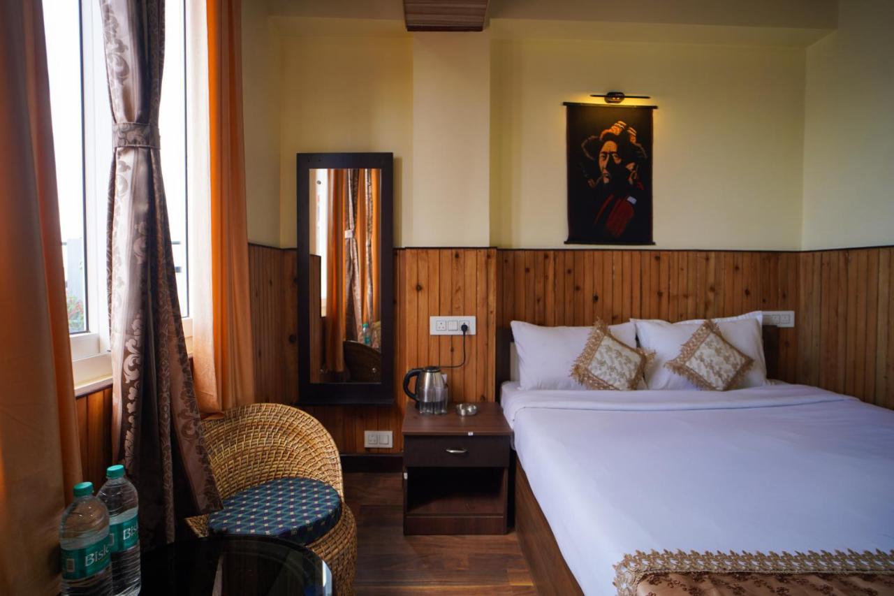 Hotel Hill Queen Near Sherpa Gumba Darjeeling Mall 5 Min Couple Friendly Kültér fotó
