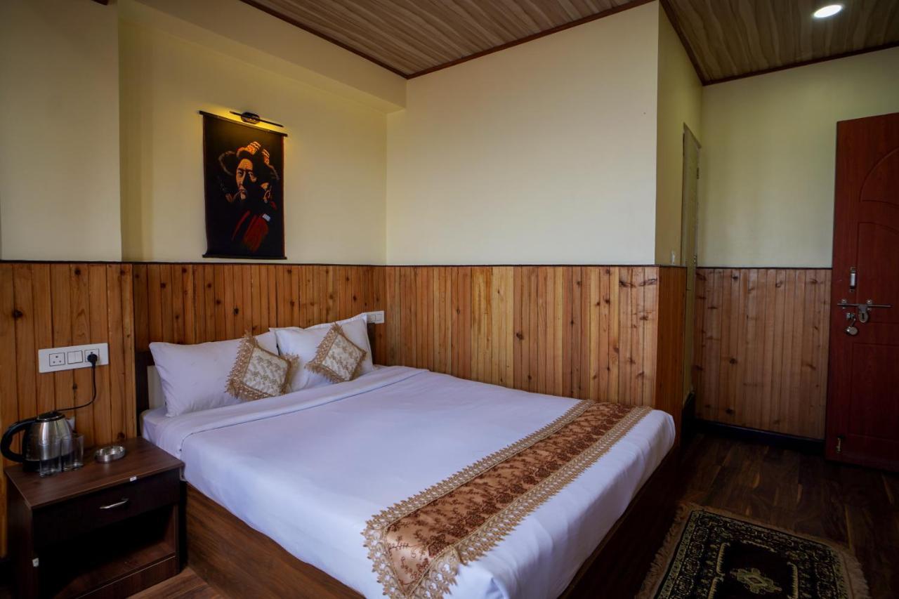 Hotel Hill Queen Near Sherpa Gumba Darjeeling Mall 5 Min Couple Friendly Kültér fotó