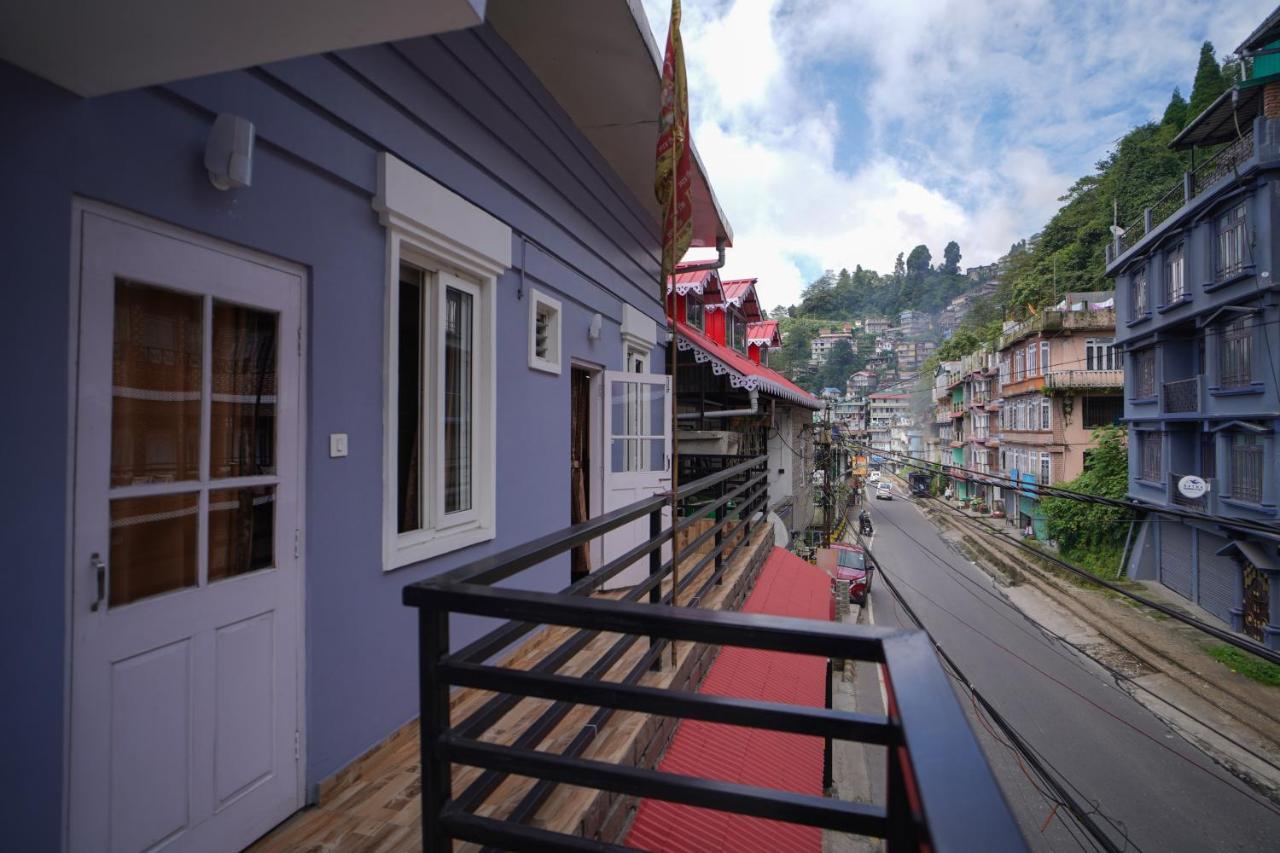 Hotel Hill Queen Near Sherpa Gumba Darjeeling Mall 5 Min Couple Friendly Kültér fotó