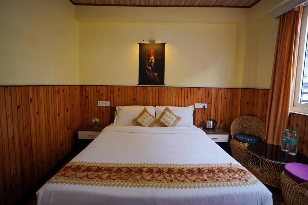 Hotel Hill Queen Near Sherpa Gumba Darjeeling Mall 5 Min Couple Friendly Kültér fotó